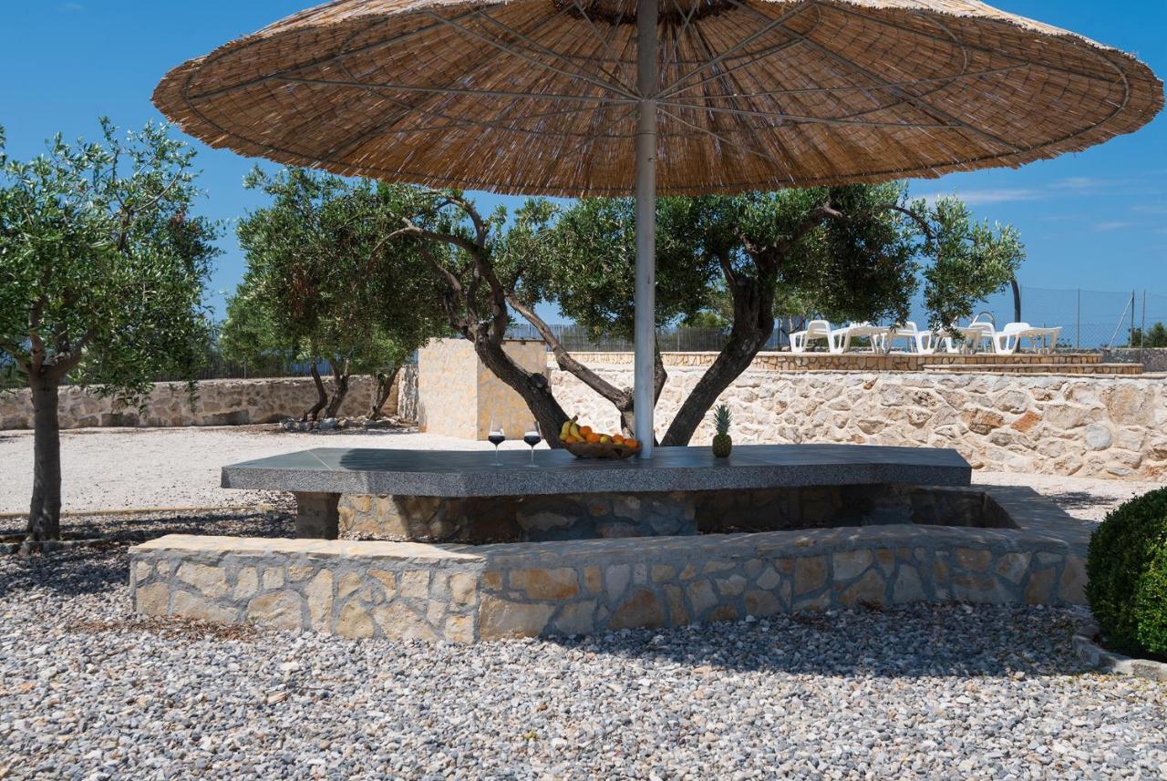 فيلا Hacienda Nikolic ميلنا المظهر الخارجي الصورة