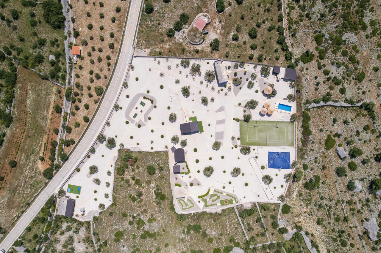 فيلا Hacienda Nikolic ميلنا المظهر الخارجي الصورة